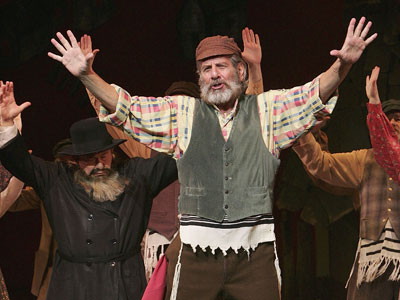 Fiddler on the Roof Stuns Orlando