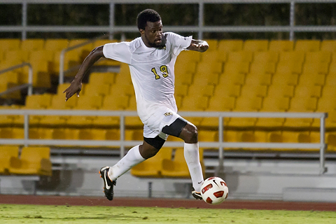 Creavalle's Game Winner Gives No. 10 UCF Men's Soccer Overtime Win