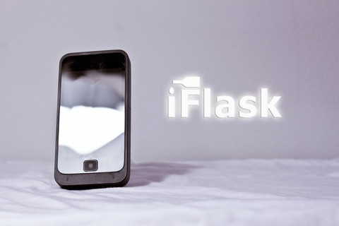 iFlask Looks like iPhone, Designed to Hide Liquor During Tailgates