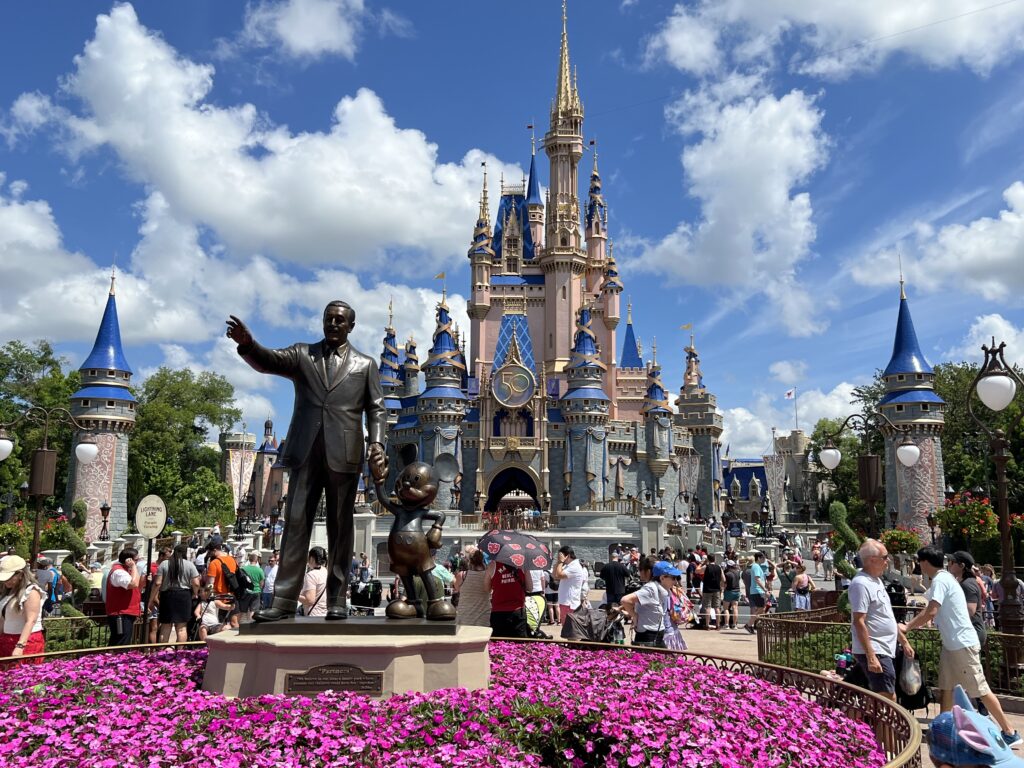 Hurricane Ian: Walt Disney World, Universal to close Florida parks